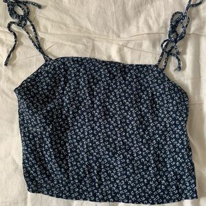 Brandy Melville // Navy & White Floral Tank